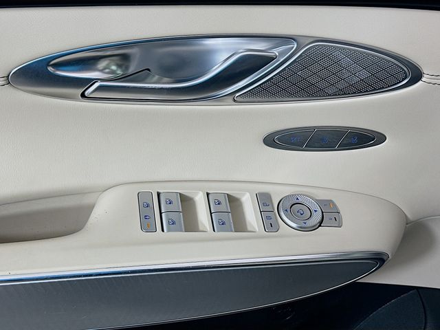 Thumbnail: 2023 Genesis GV70 - 18