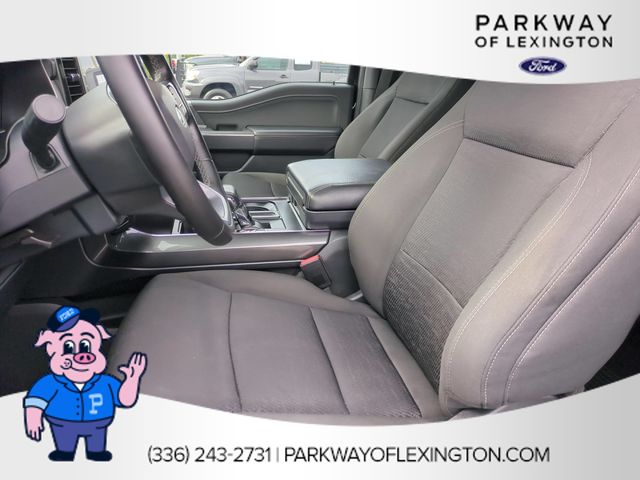 Used 2023 Agate Black Metallic Ford XLT image 14