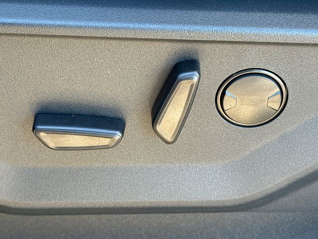 New 2026 Black Ford Platinum image 24