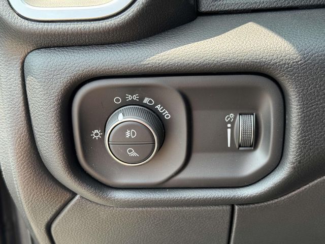 2025 RAM 2500 Big Horn - Photo 8