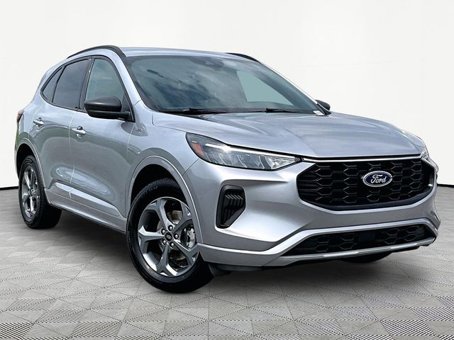 Silver Metallic 2024 Ford Escape SUV / Crossover All-Wheel Drive 8-Speed Automatic