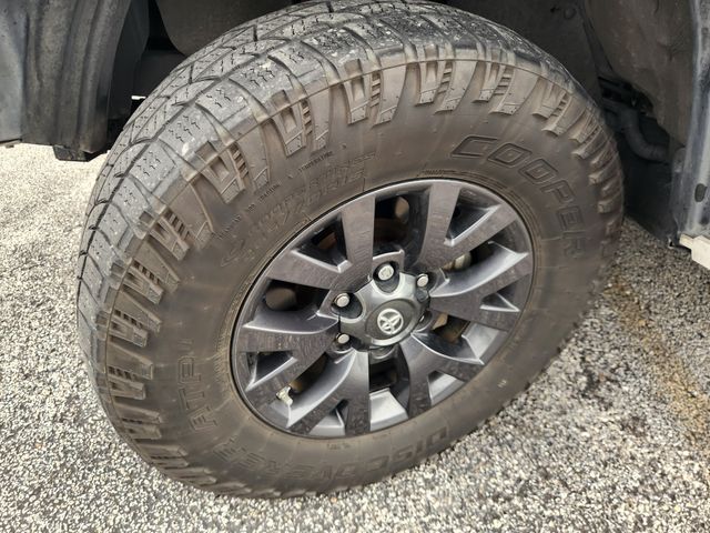 2020 Toyota Tacoma SR5 White at Emmons Autoplex