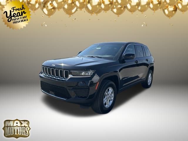 2025 Jeep Grand Cherokee  3