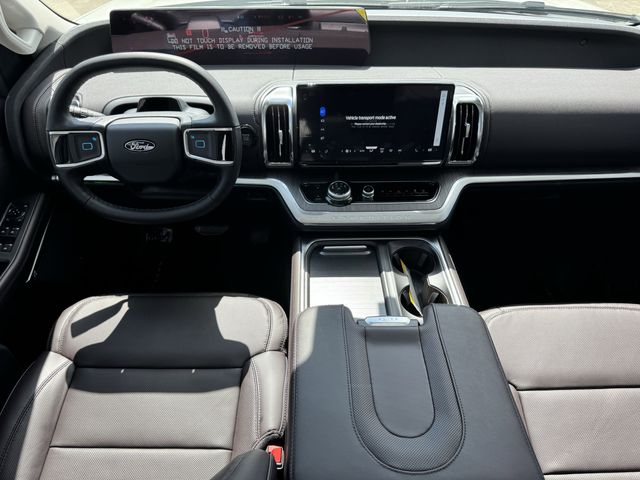 New 2026 White Ford Platinum image 12