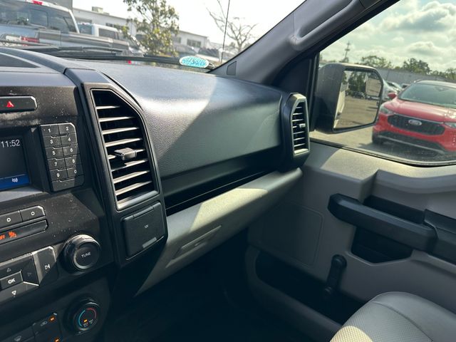 2016 Ford F-150 XL photo