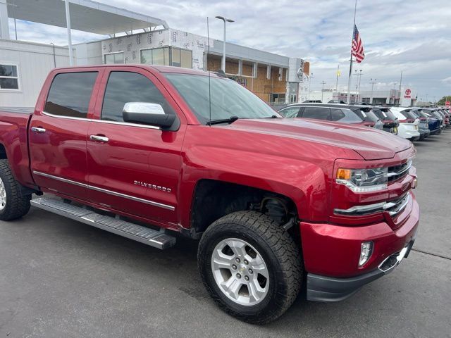 Used 2018 Red Chevrolet LTZ image 6