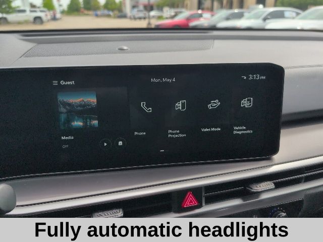 View vehicle photo 7