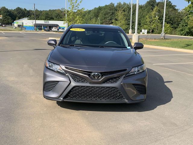 2020 Toyota Camry SE 5