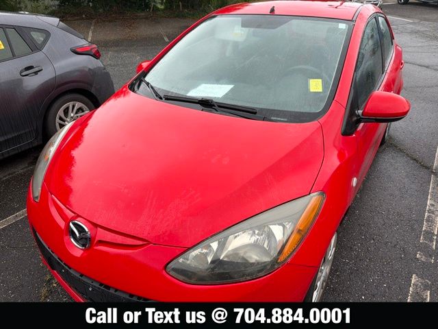True Red 2014 Mazda MAZDA2 Hatchback Front-Wheel Drive 4-Speed Automatic