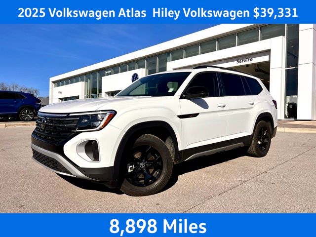 2025 Volkswagen Atlas Peak Edition 4Motion