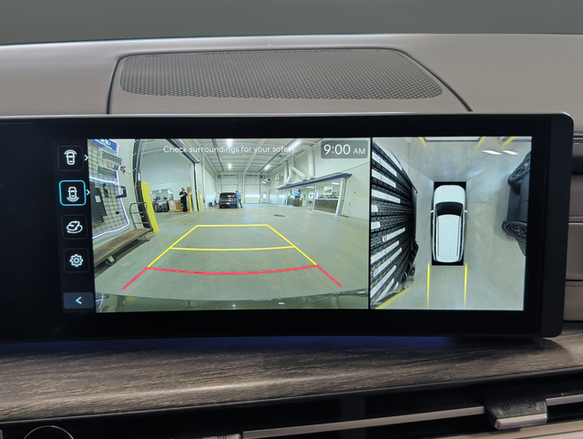 Used 2024 Rockwood Green Hyundai Limited image 15
