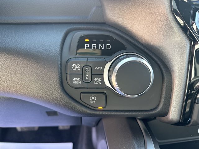 2026 Ram 1500 Big Horn/Lone Star - Bright White Clearcoat exterior view 16