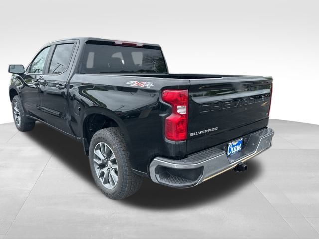 2025 Chevrolet Silverado 1500 LT photo