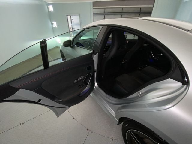 Used 2023  Mercedes-Benz CLA 250 image 22