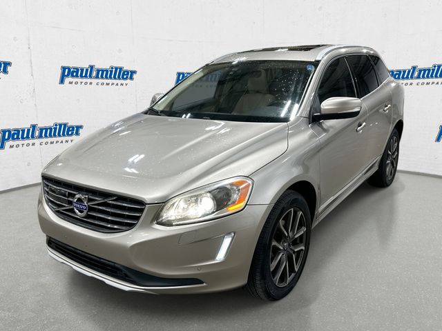 2016 Volvo XC60 T5 Drive-E Platinum FWD