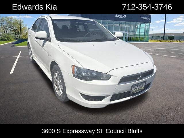 White 2014 Mitsubishi Lancer Sedan