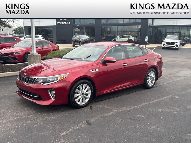 Remington Red Metallic 2018 Kia Optima Sedan Front-Wheel Drive 6-Speed Automatic