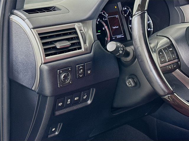 Thumbnail: 2023 Lexus GX - 10