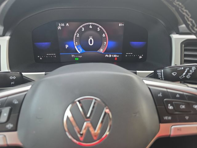 Used 2023 Deep Black Pearl Effect Volkswagen 2.0T SE image 19