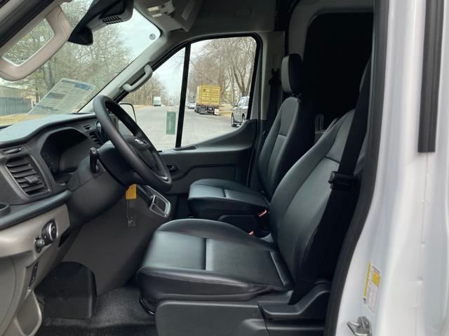 2025 Ford Transit 350