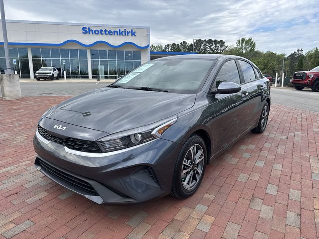 2024 Kia Forte LXS FWD