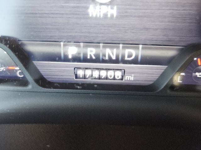 2019 Ram 1500 Laramie Crew Cab 4x4 5'7" Box