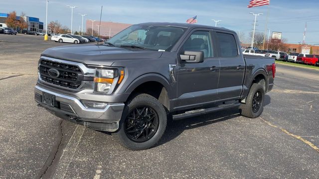 2023 Ford F-150 XLT 4