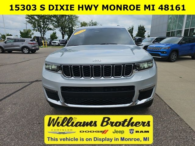 2024 Jeep Grand Cherokee L Limited - Silver Zynith exterior view 2