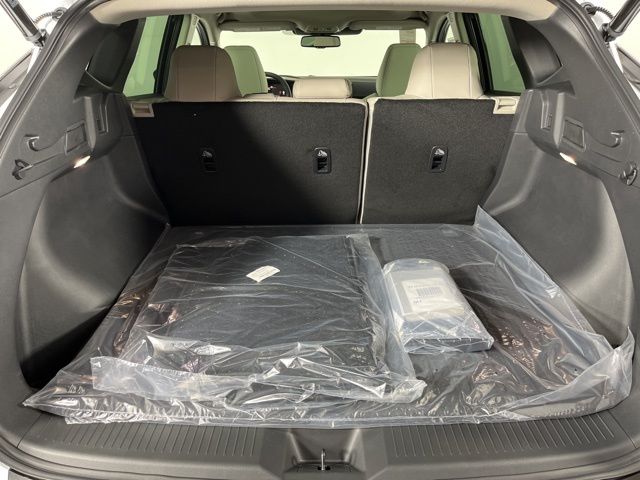 2025 Everest White Pearl Tricoat Nissan Murano SL AWD SUV