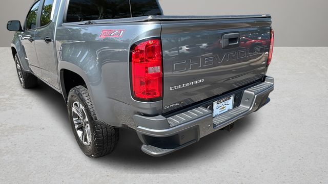 Used 2022 Gray Chevrolet Z71 image 35
