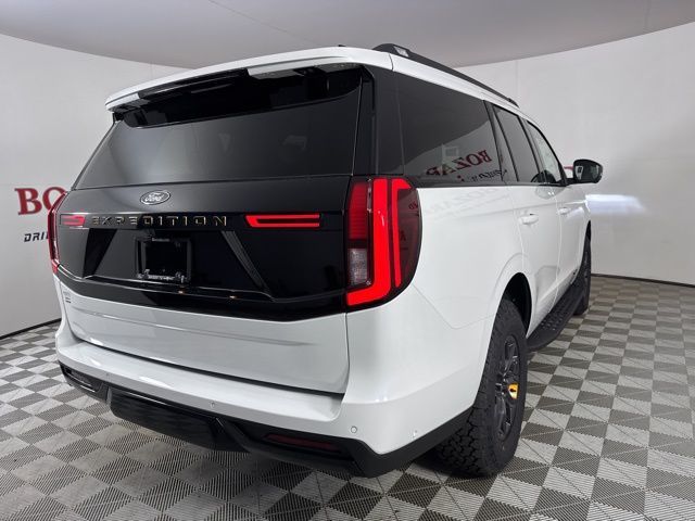 2025 Star White Metallic Tri-Coat Ford Expedition 4X4 SUV