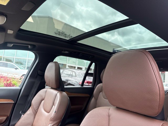 Used 2024 Volvo XC90 Recharge Plug-In Hybrid SUV