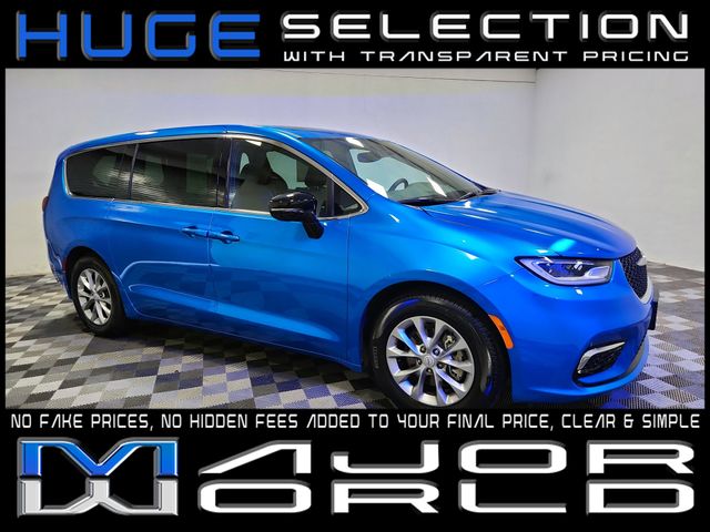 2026 Chrysler Pacifica Limited FWD