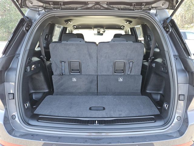 2026 Jeep Grand Cherokee L Laredo 4x2