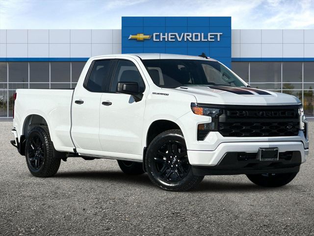 2025 Chevrolet Silverado 1500 Custom 2