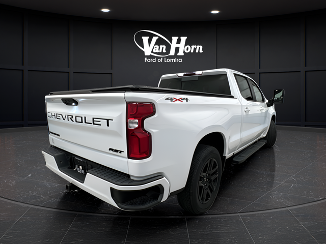 Used 2024 Summit White Chevrolet RST image 7