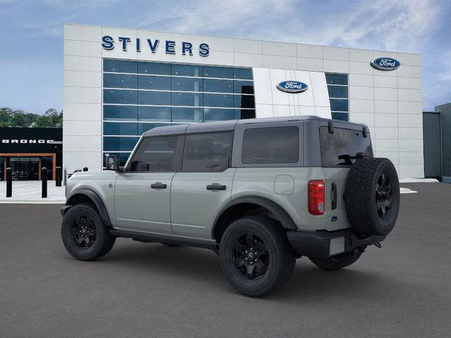 2024 Ford Bronco Black Diamond 5