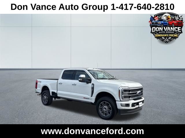 Star White Metallic Tri-Coat 2024 Ford F-350 Super Duty Limited Crew Cab 4WD Pickup Truck Four-Wheel Drive Automatic