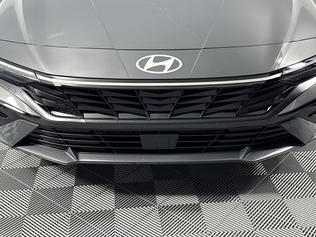 New 2025 Hyundai Elantra Hybrid For Sale in Indianapolis, IN