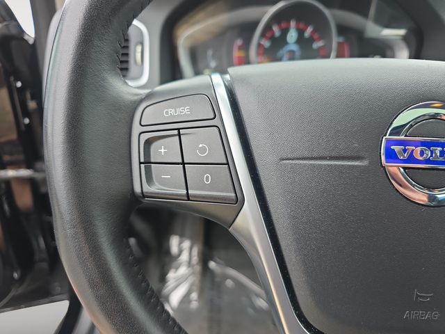 VolvoV6020