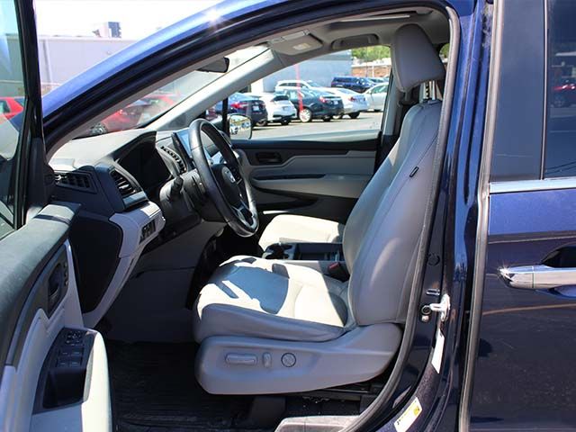 Used 2021 Obsidian Blue Pearl Honda EX-L image 12