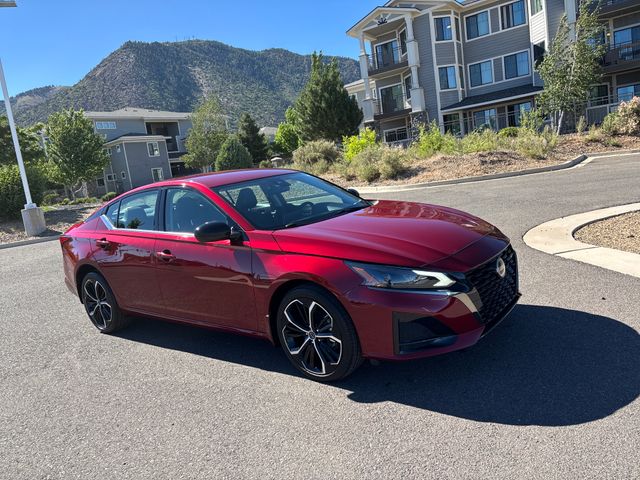 2025 Nissan Altima 2.5 SR
