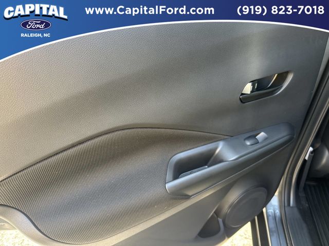Used 2025 Gray Nissan S image 17