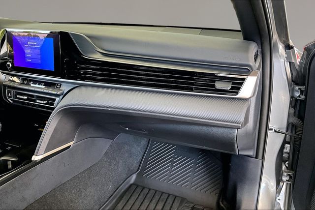 Used 2025 Toyota Camry SE 4D Sedan