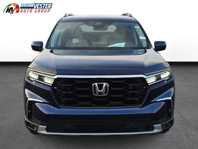 2025 Honda Pilot Touring photo 3