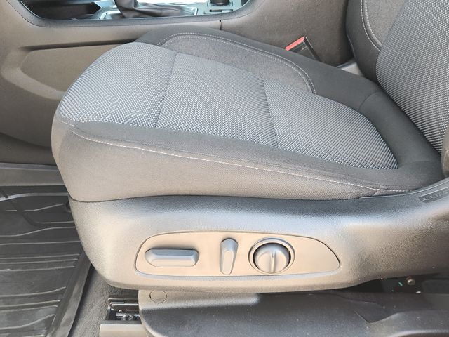 2023 Chevrolet Traverse LT Beige at AutoSavvy Houston Southwest