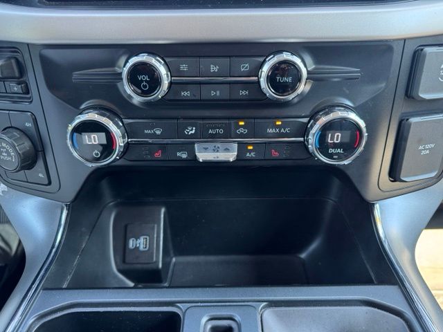 Used 2021 Gray Ford XLT image 24