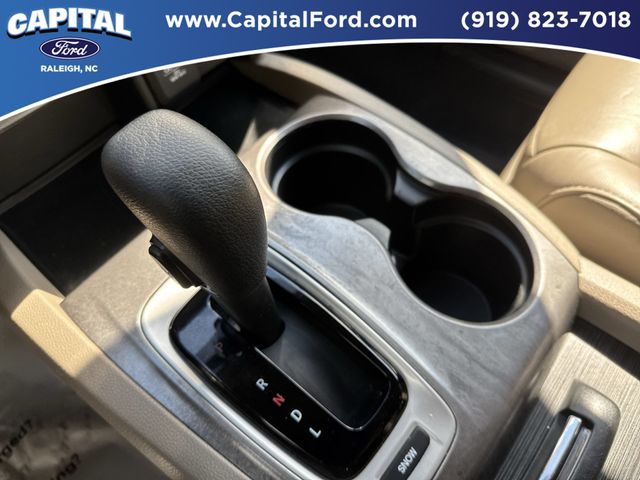 Used 2017  Honda EX-L image 31