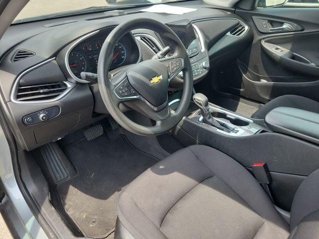 Used 2025 Gray Chevrolet LT image 18