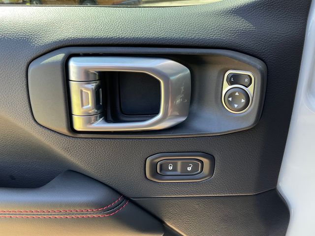 New 2026 Jeep Wrangler SUV